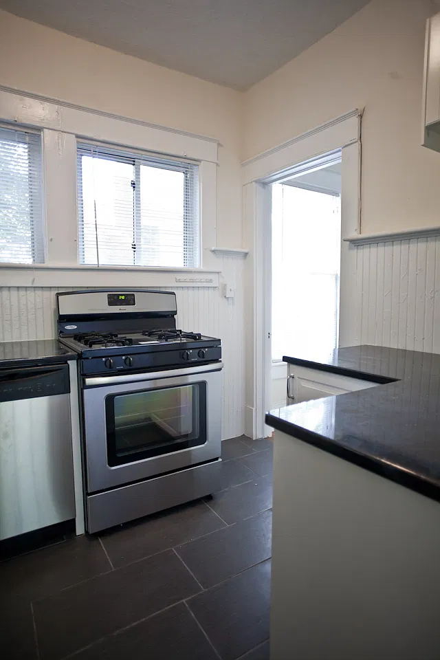 Renovated 3br/1ba Cottage on North Street — Photo 3