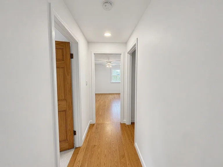 5 Barton Ln — Photo 17