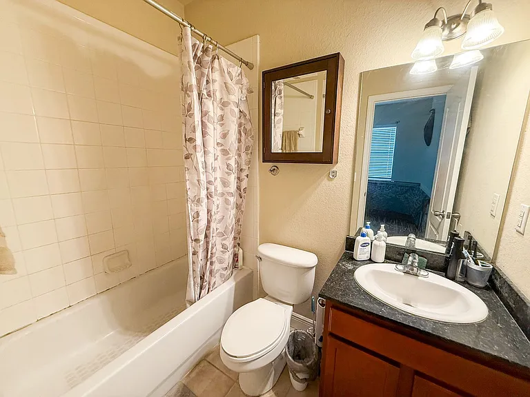 2942 SW 35th Pl #33 — Photo 18