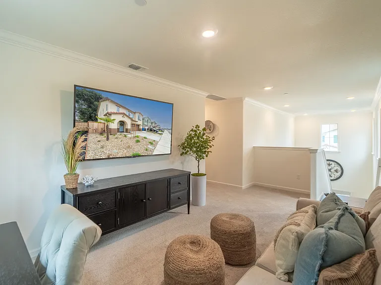 438 Miwok Ln — Photo 10