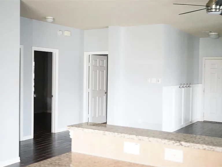 10710 Barker View Dr — Photo 10