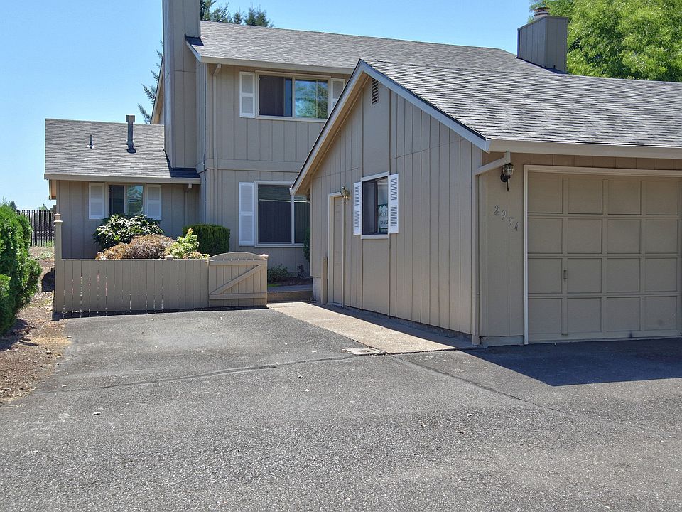 1st image of 2954 SE Blue Bird Dr