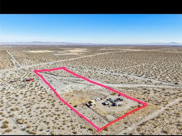 13755 Wintergreen Rd, Pinon Hills, CA 92372