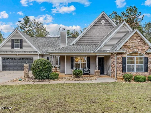 56 Cedar Creek Dr, Forsyth, GA 31029