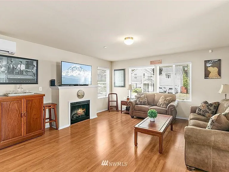 1415 Burnside Pl — Photo 15