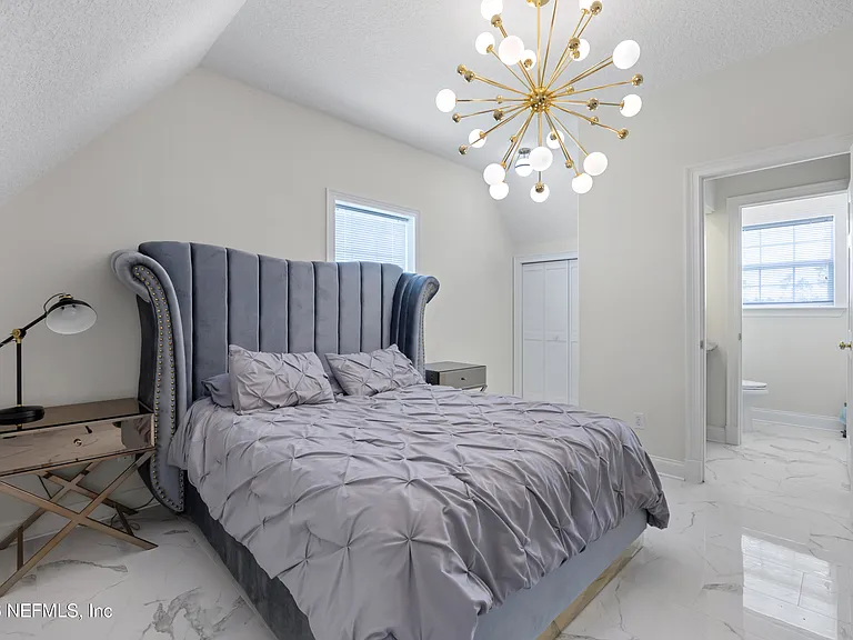 200 Sunstone Ct #GUEST HOUSE — Photo 29