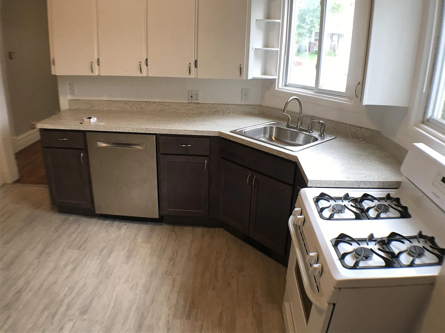 815 College Ave NE (Sonal) - 1 — Photo 3