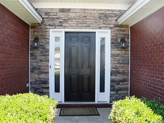 4th image of 1329 Kingston Oaks Dr