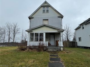 620 Dickson St, Youngstown, OH