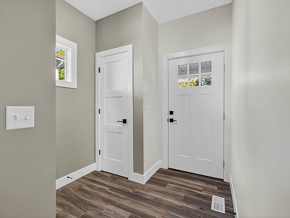 3rd image of 617 W 13th St