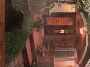 835 E Gunn Rd, Rochester, MI 48306