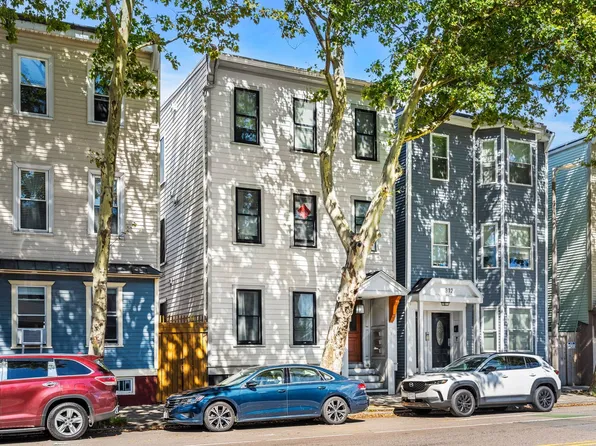 310 Chelsea St, East Boston, MA 02128