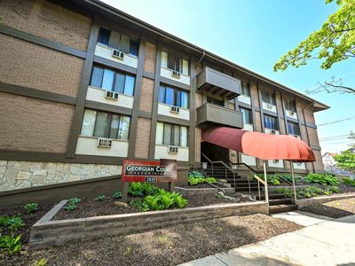 2025 East Greenwich AVENUE #108, Milwaukee, WI, 53211