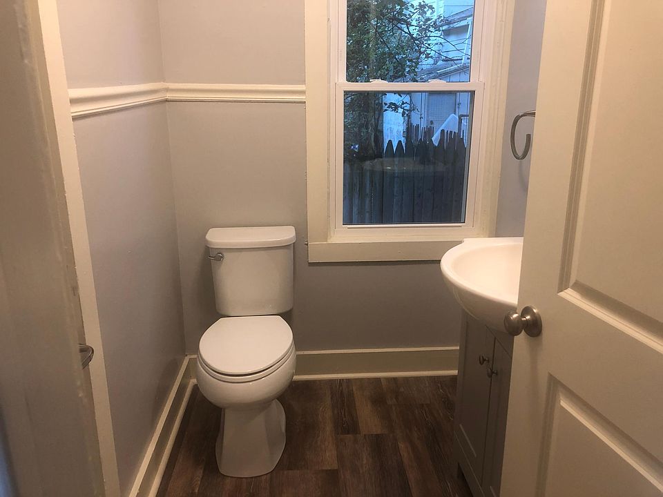 2nd image of 70 West Ave