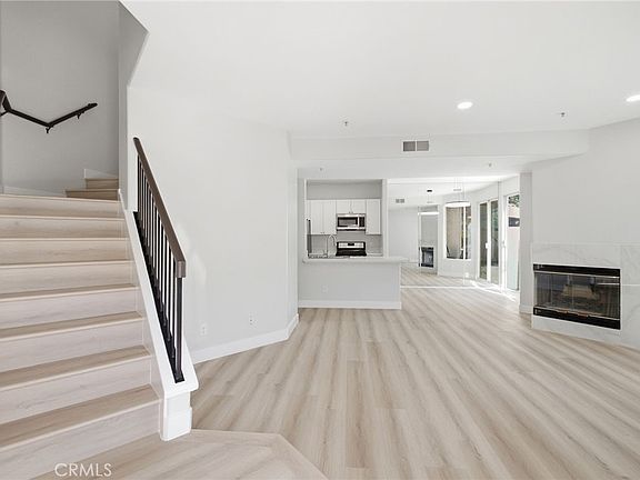 3rd image of 13133 Le Parc Unit 709