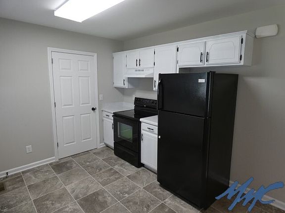 5th image of 3206 Penny Ln