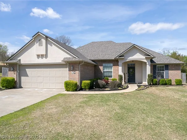 821 Woodland Way, Greenwood, AR 72936