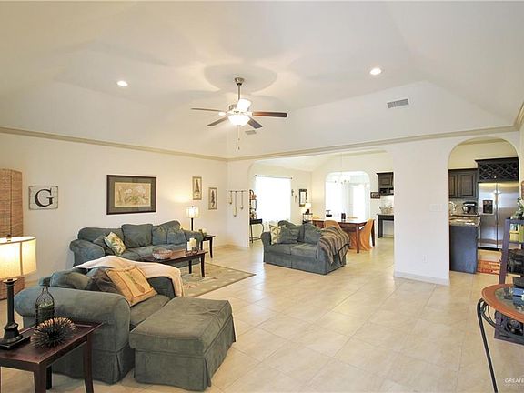 2nd image of 3013 Northgate Ln