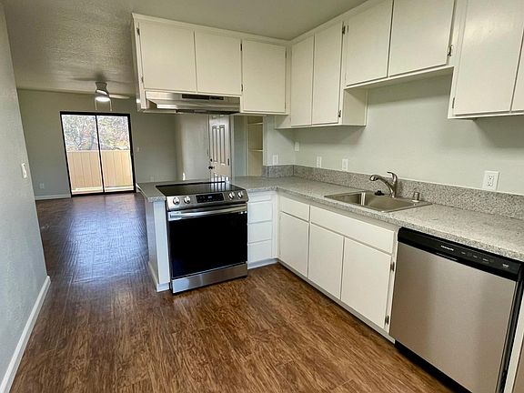 2nd image of 4835 Orange Grove Ave #10