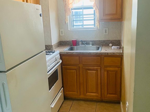 5th image of 11553 140th St Floor 2