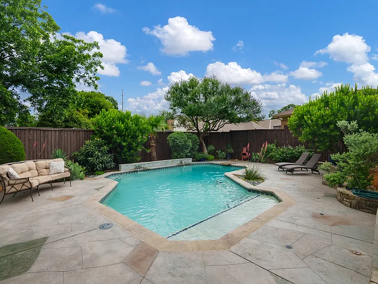 6423 Redpine Rd — Photo 17