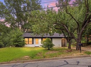 1919 Bradshaw Dr, Tyler, TX 75702