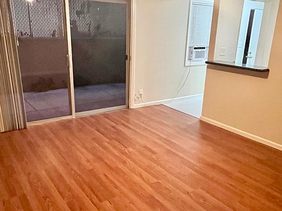 2nd image of 1522 Redondo Ave APT 13