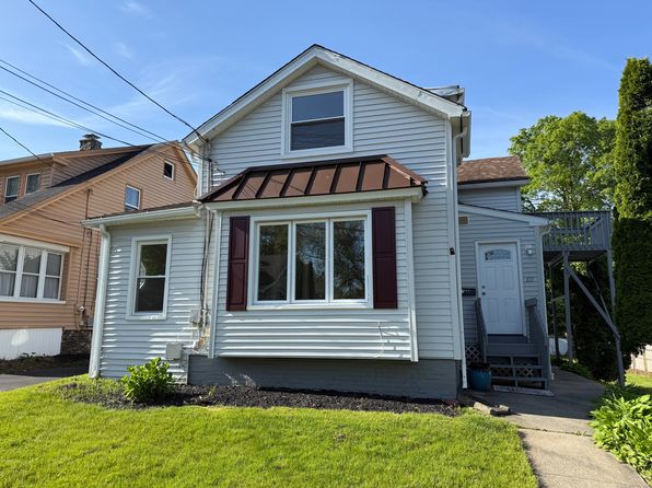 111 Fort Hale Rd