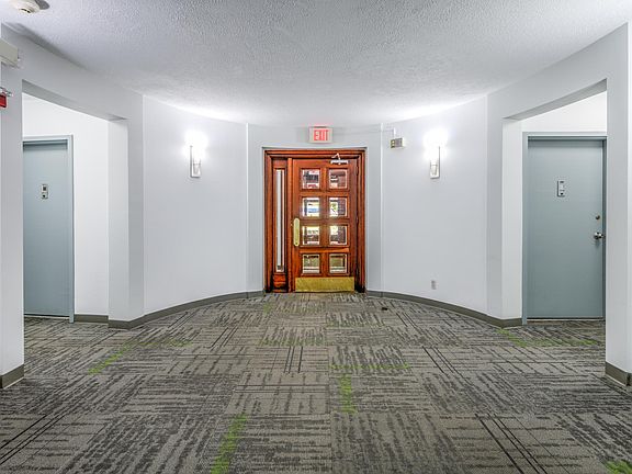 5th image of 161 Pearsall Dr APT 6F