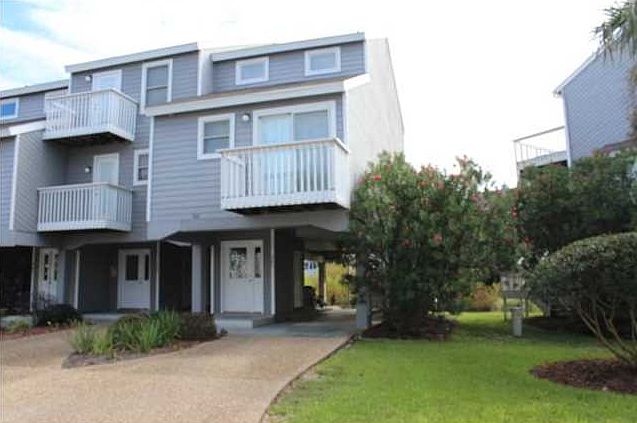 1st image of 266 Parkside Cir