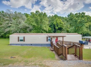 140 Country Ln, Surgoinsville, TN 37873