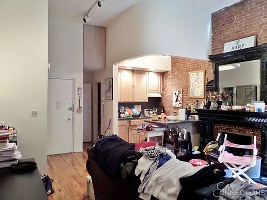 Rented by City Connections Realty | media 41