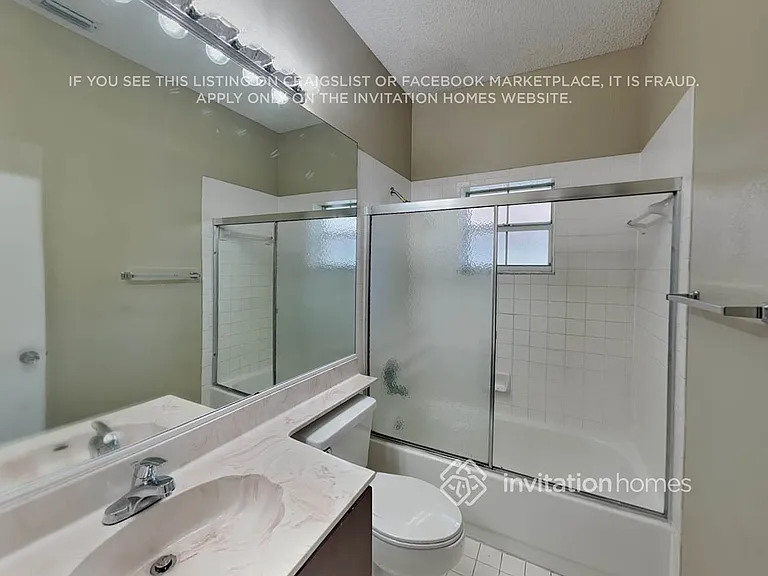 20540 NW 7th St — Photo 16