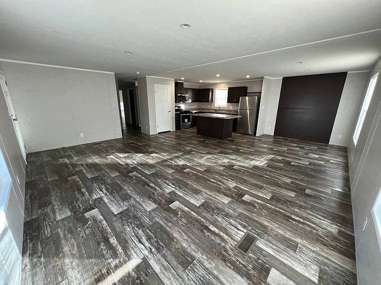 Stonegate MHC — Photo 13