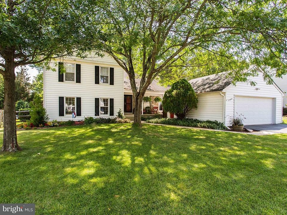 1st image of 15021 Greymont Dr