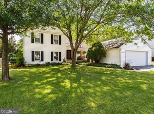 15021 Greymont Dr, Centreville, VA 20120