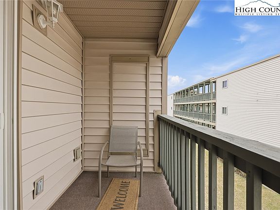 2nd image of 301 Pinnacle Inn Road #3301