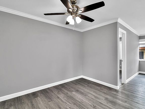 3rd image of 4311 Toland Way #203-A