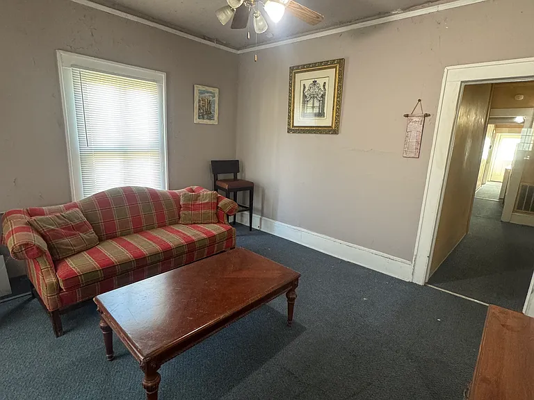 1609 W Raleigh Blvd — Photo 5