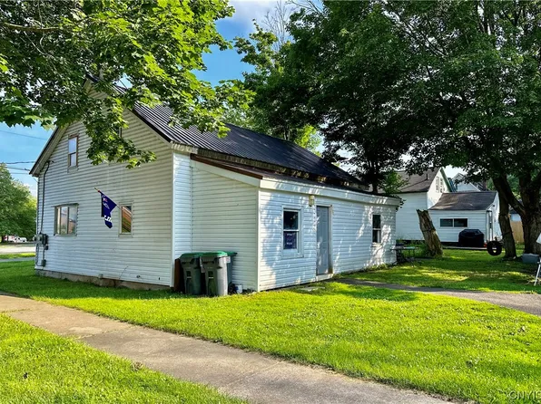 111-113 Marino St, Oriskany, NY 13424