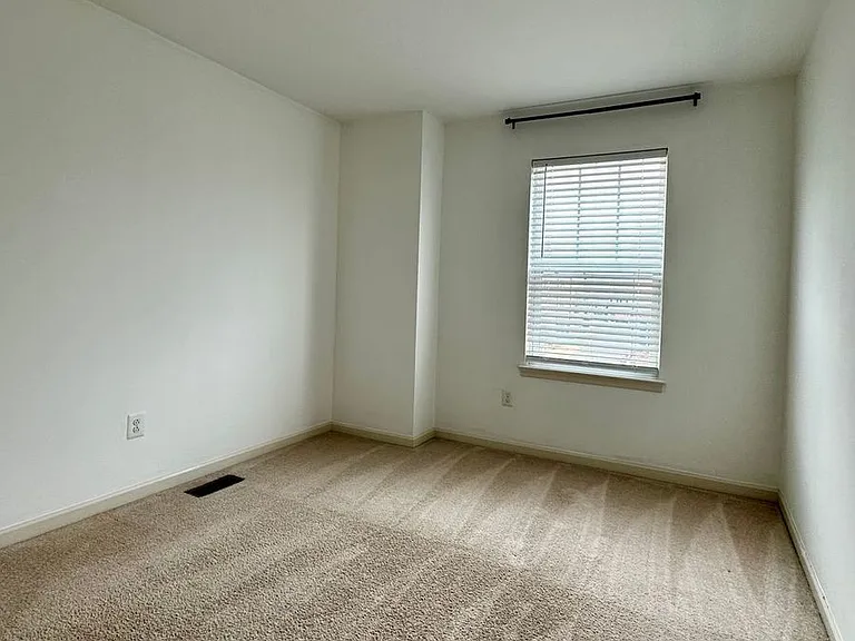 107 Foundry Ln #31 — Photo 12