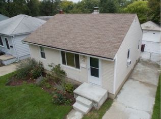 8151 Helen St, Center Line, MI 48015