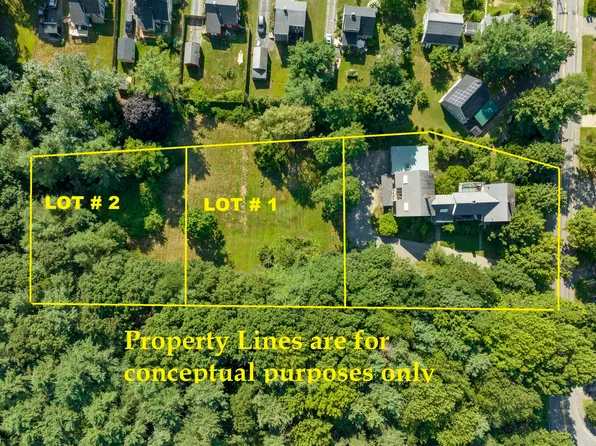 4 Wilson Street, Topsham, ME 04086