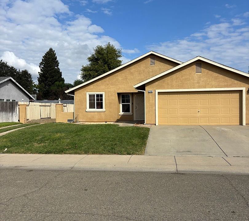 1st image of 2745 Deanne St