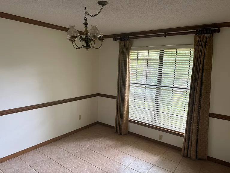 9805 Huntsman Path — Photo 11