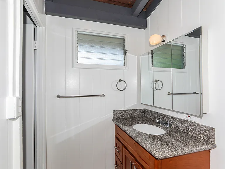 613 Papalani St — Photo 16