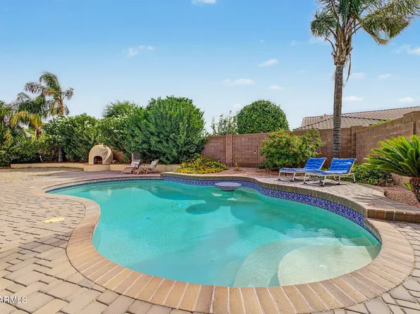 6717 S CRESTVIEW Drive, Gilbert, AZ 85298