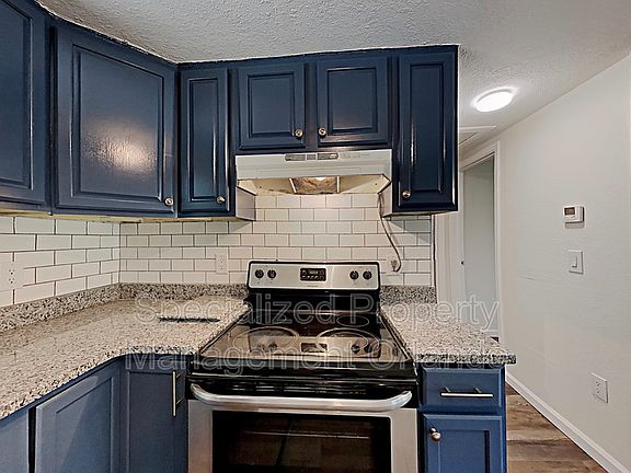 5th image of 607 S Park Ave Unit A