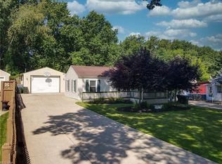 2258 Schubert St, Cuyahoga Falls, OH 44221