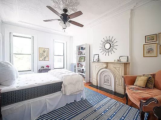 2nd image of 49 Jefferson Ave #2